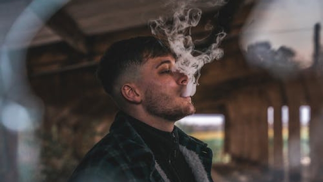 The Vaping Craze: Unveiling the Clouds of Misconceptions
