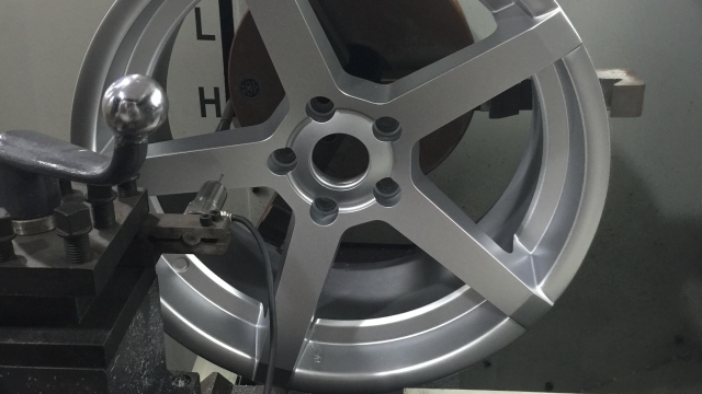 Revive Your Wheels: The Ultimate Alloy Wheel Repair Machine