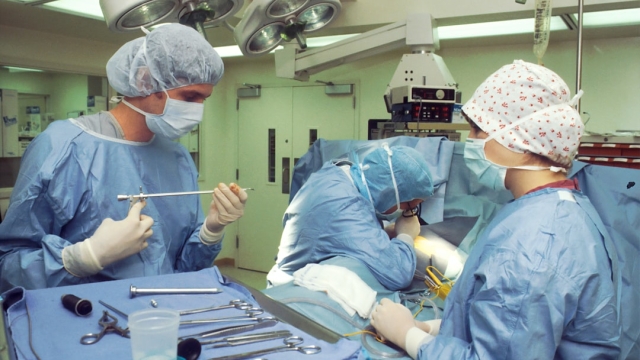 Overview of Implantable Collamer Lens Surgery Guide