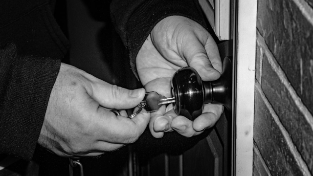 The Importance of Hiring commercial locksmith experts