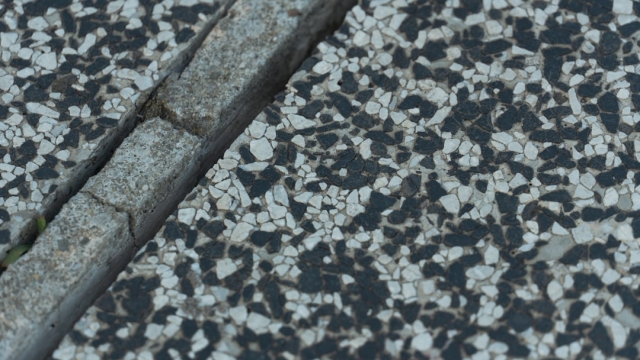 The Benefits of Automatic Pool Covers